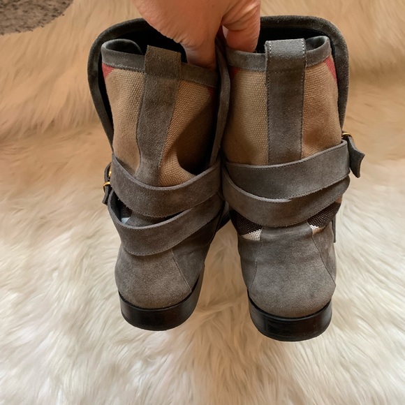 Authentic Burberry Worcester Belt Suede Boots - Picture 6 of 14